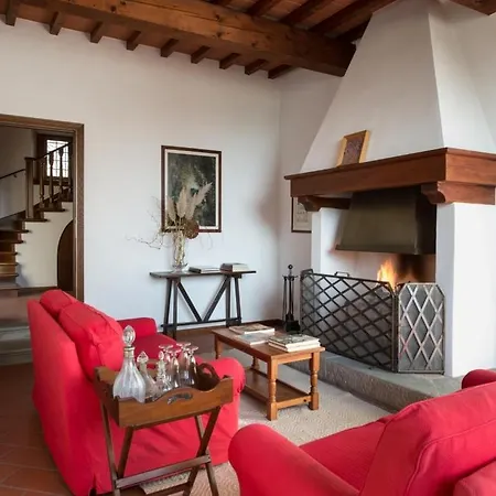 Vecchietto Sleeps 11 Villa