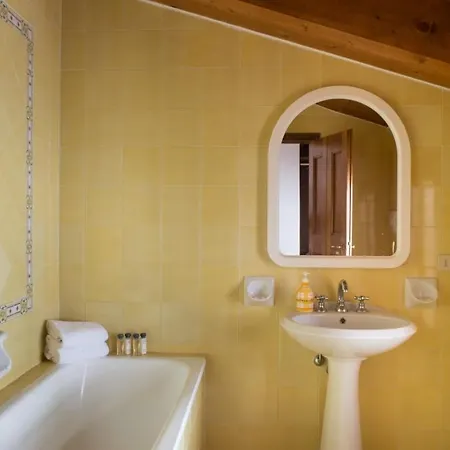 Villa Vecchietto Sleeps 11