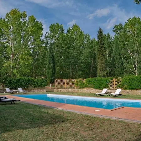 Villa Vecchietto Sleeps 11 *