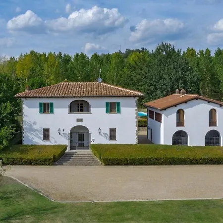 Vecchietto Sleeps 11 *
